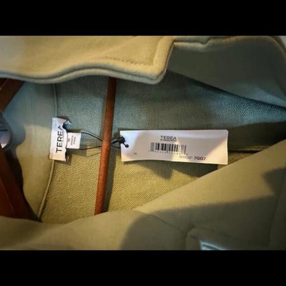 NWT TEREA Women's Aria Collared Zip Front Jumpsuit, Desert Sage, 3X - Picture 3 of 6